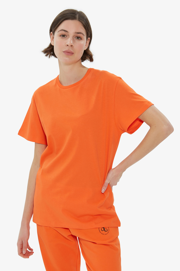 Picture of Orange Back Printed Crew Neck Basic T-shirt