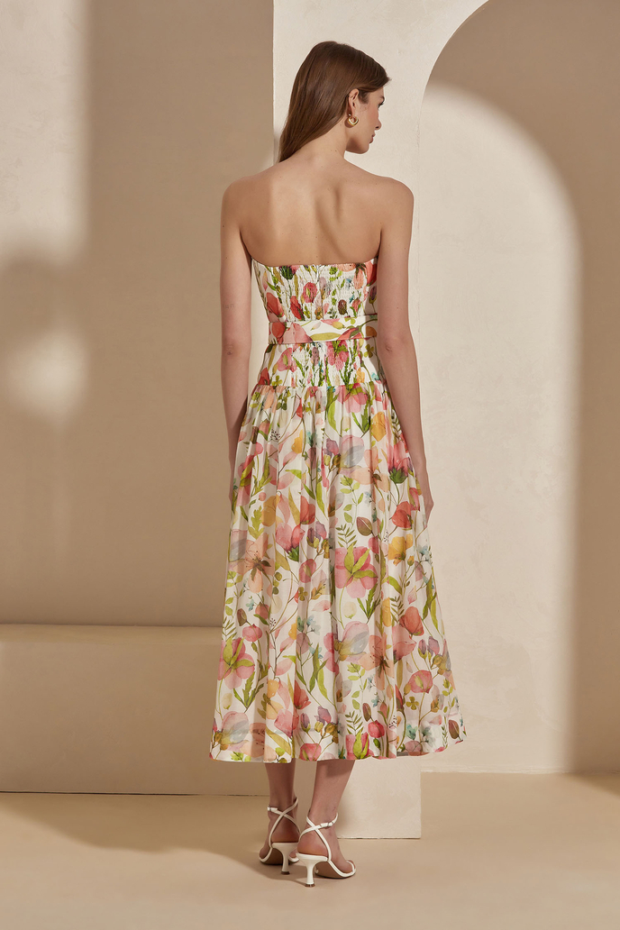 Elbise Paula Elbise